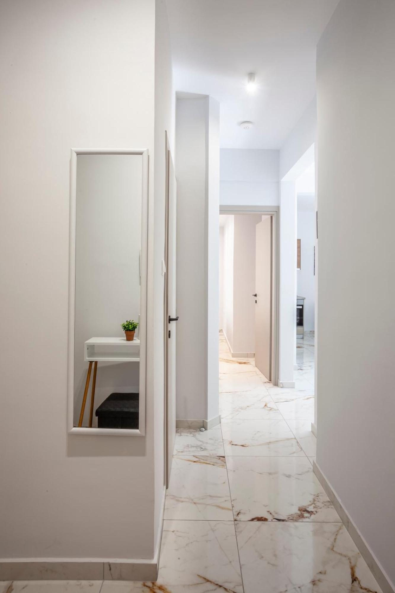 Goldhair Luxury Apartment